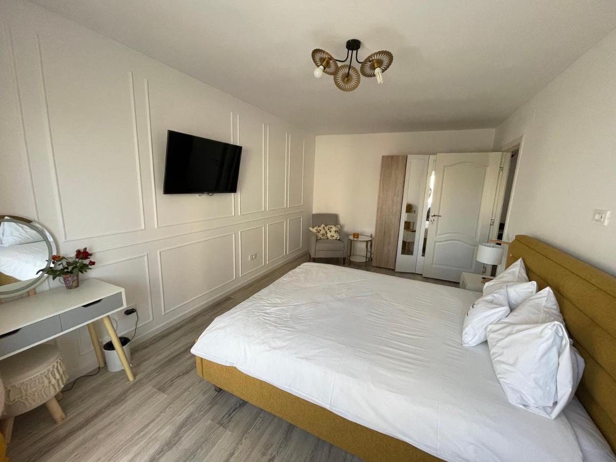Premium Jd Studio Bucharest Luaran gambar